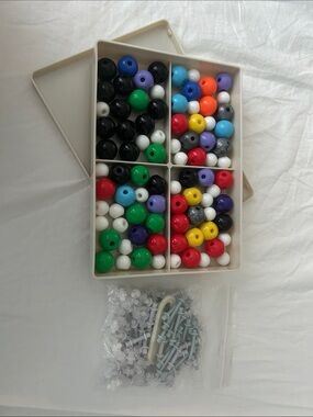 Organic chemistry molecule making set for AP chem/university